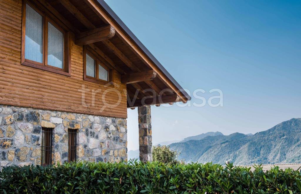 appartamento in vendita a Costa Serina