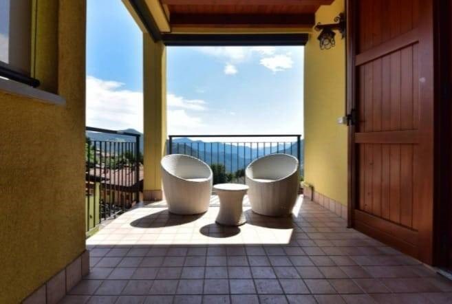 appartamento in vendita a Costa Serina