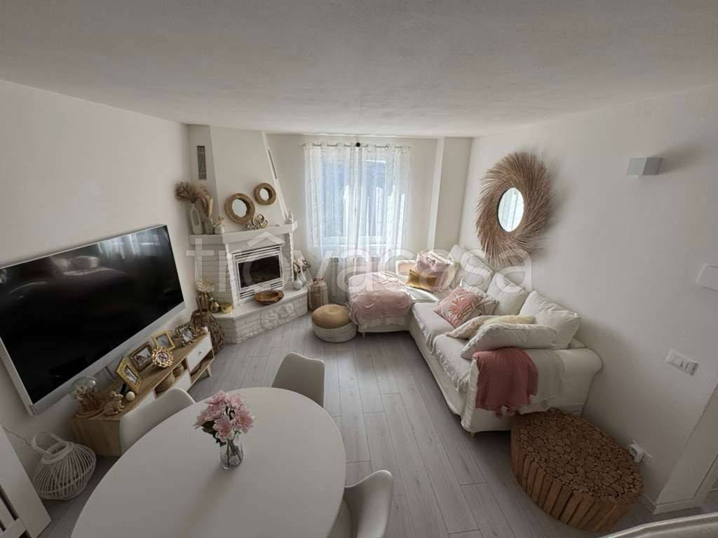 appartamento in vendita a Costa Serina