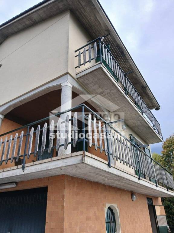 casa indipendente in vendita a Costa Serina