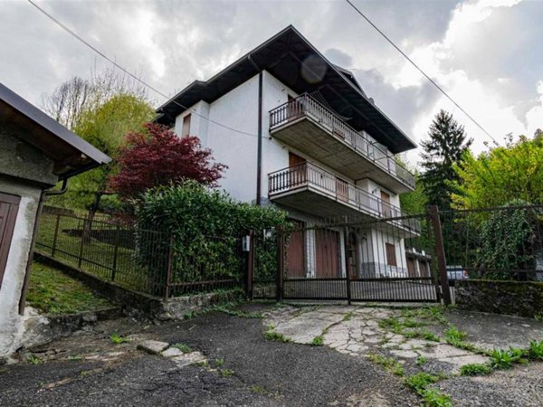 appartamento in vendita a Costa Serina