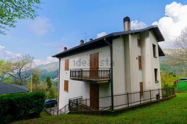 appartamento in vendita a Costa Serina