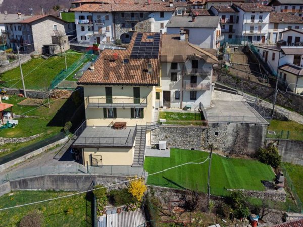casa indipendente in vendita a Costa Serina