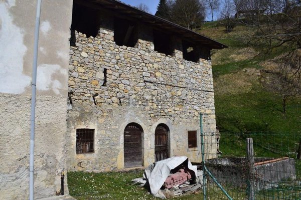 appartamento in vendita a Costa Serina