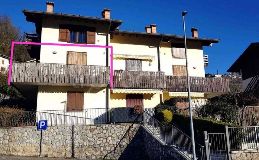 appartamento in vendita a Costa Serina