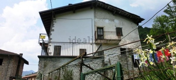 casa indipendente in vendita a Costa Serina