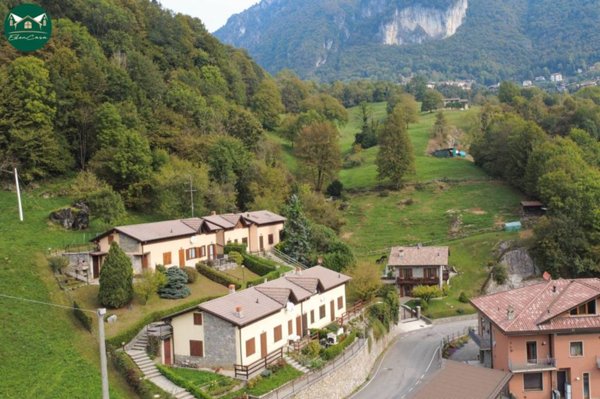casa indipendente in vendita a Costa Serina