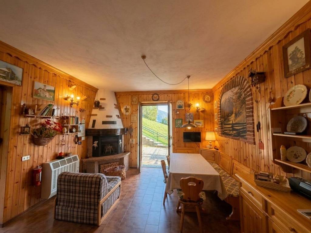 casa indipendente in vendita a Costa Serina