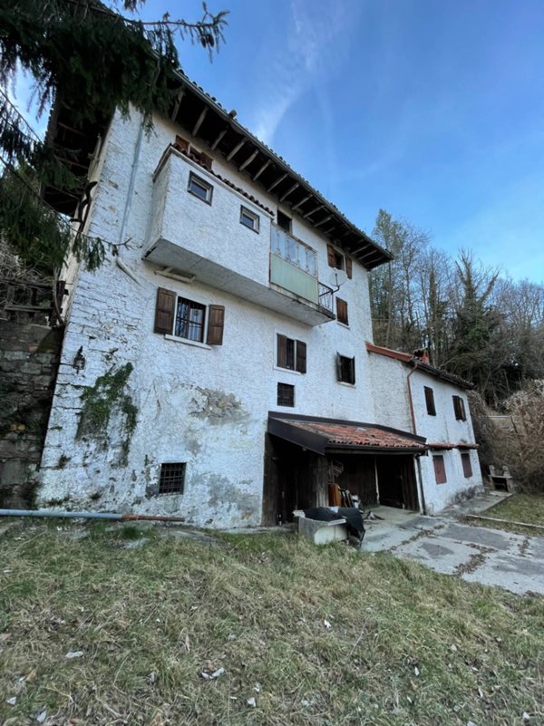 casa indipendente in vendita ad Algua