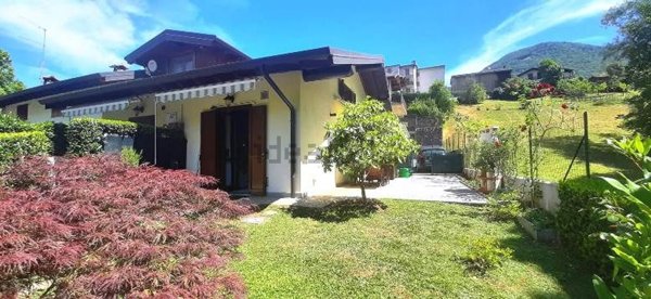appartamento in vendita ad Algua in zona Rigosa