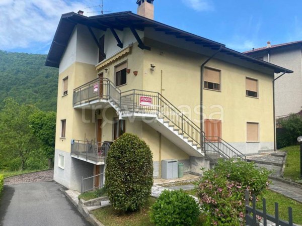 casa indipendente in vendita ad Algua in zona Rigosa