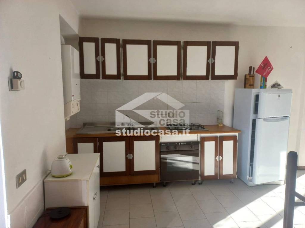 appartamento in vendita ad Algua in zona Frerola