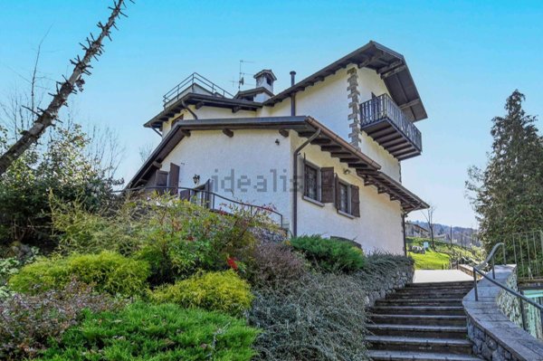 casa indipendente in vendita ad Algua