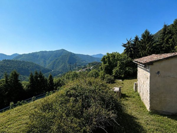 appartamento in vendita ad Algua in zona Frerola