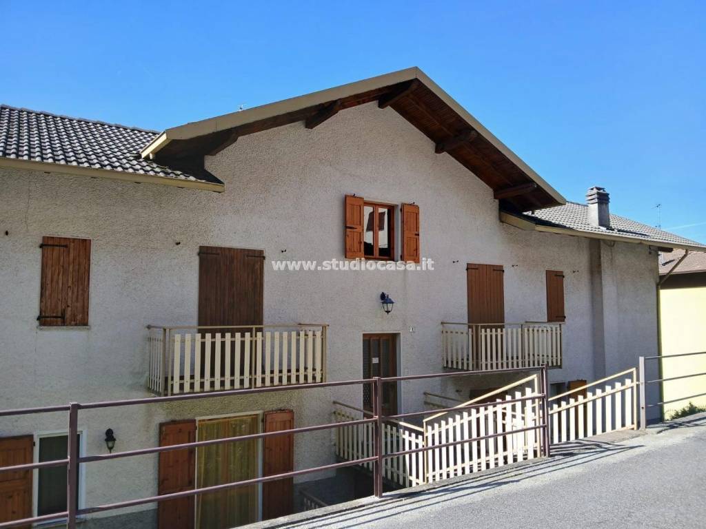 appartamento in vendita a Cornalba in zona Passoni