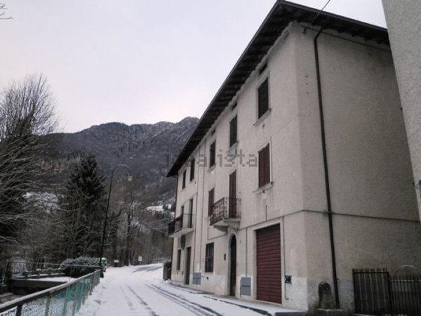 appartamento in vendita a Cornalba