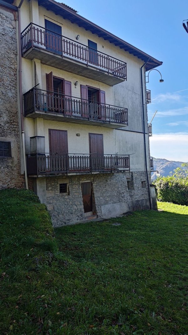 appartamento in vendita a Cornalba