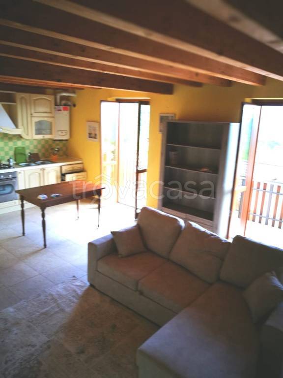 appartamento in vendita a Cornalba in zona Passoni