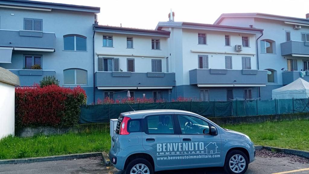 appartamento in vendita a Medolago