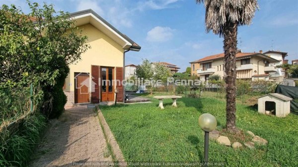 casa indipendente in vendita a Medolago in zona Adda