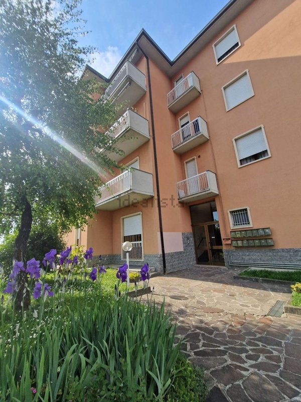 appartamento in vendita a Medolago in zona Adda