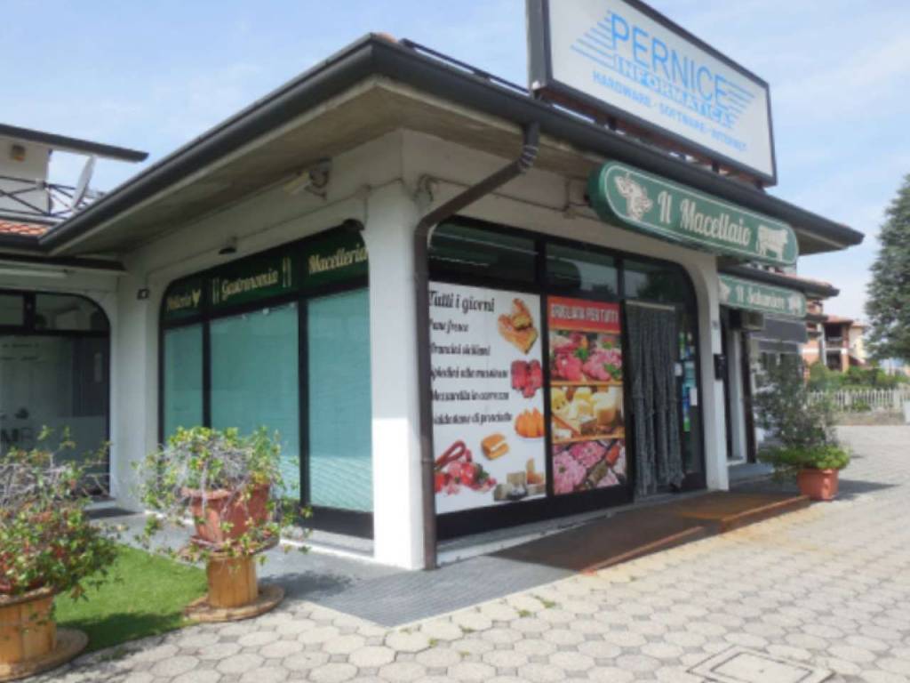 negozio in vendita a Medolago