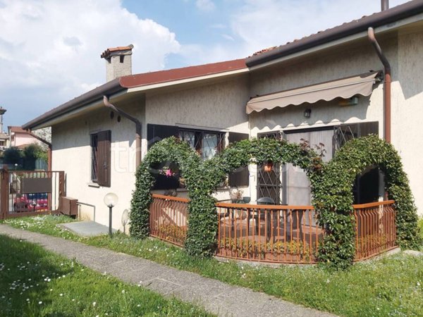 appartamento in vendita a Medolago