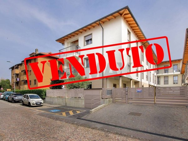 appartamento in vendita a Medolago