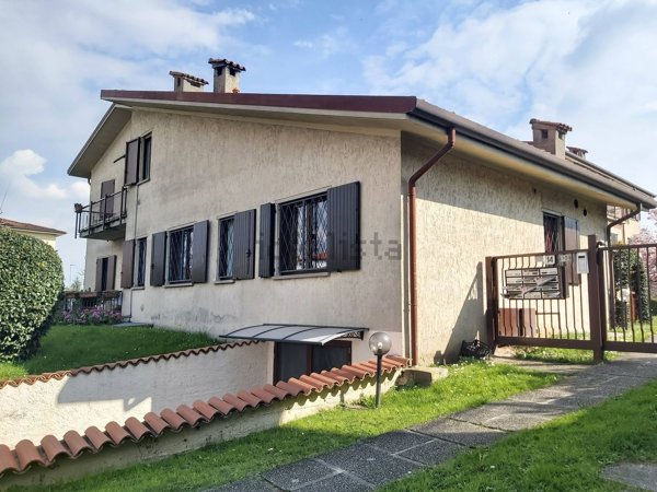 appartamento in vendita a Medolago