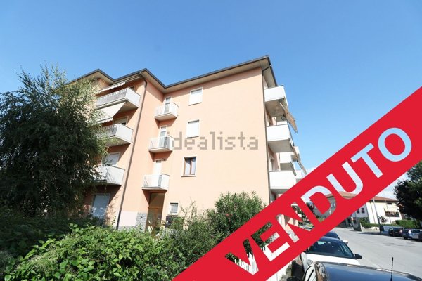 appartamento in vendita a Medolago in zona Adda