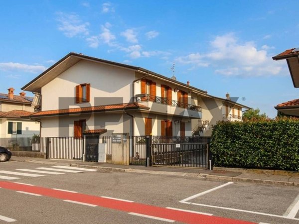 appartamento in vendita a Medolago