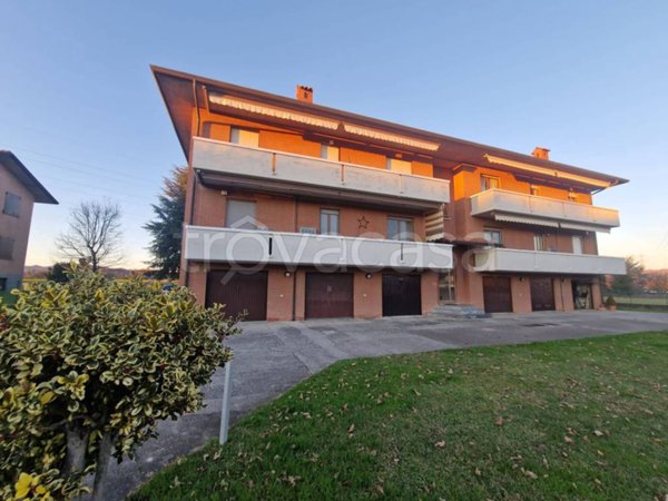 appartamento in vendita a Solza