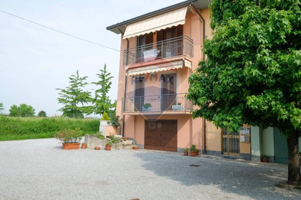 appartamento in vendita a Solza
