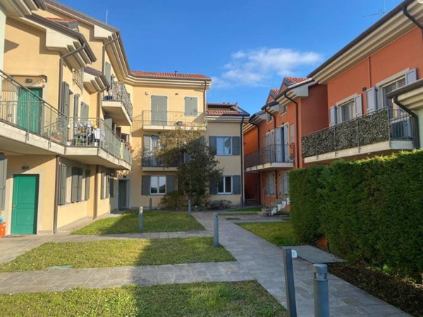 appartamento in vendita a Solza