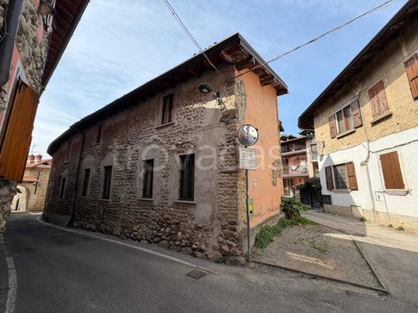 appartamento in vendita a Solza