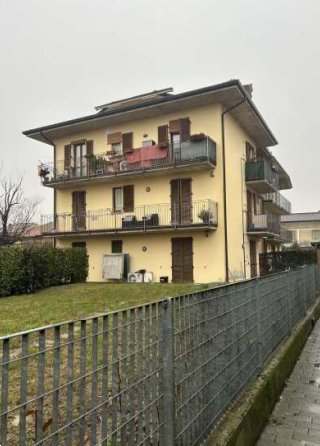 appartamento in vendita a Solza