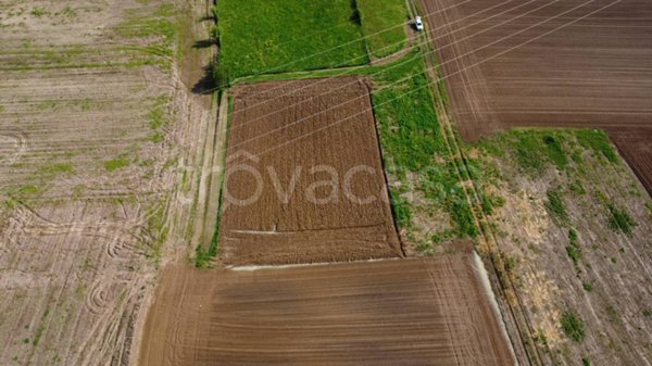 terreno agricolo in vendita a Solza