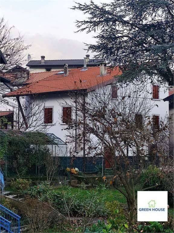 casa indipendente in vendita a Sant'Omobono Terme in zona Mazzoleni