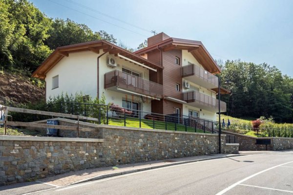 appartamento in vendita a Sant'Omobono Terme