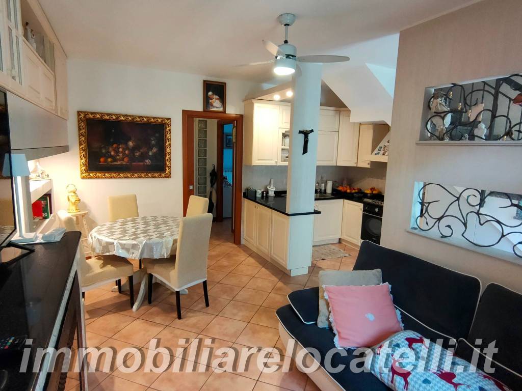 appartamento in vendita a Sant'Omobono Terme in zona Valsecca