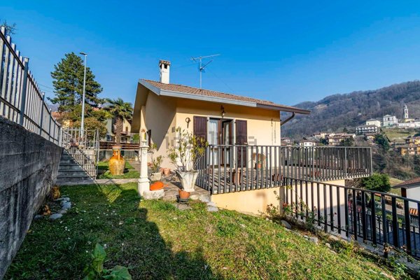 casa indipendente in vendita a Sant'Omobono Terme
