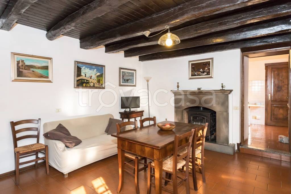 casa indipendente in vendita a Sant'Omobono Terme