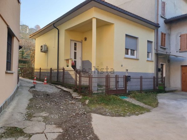 appartamento in vendita a Sant'Omobono Terme