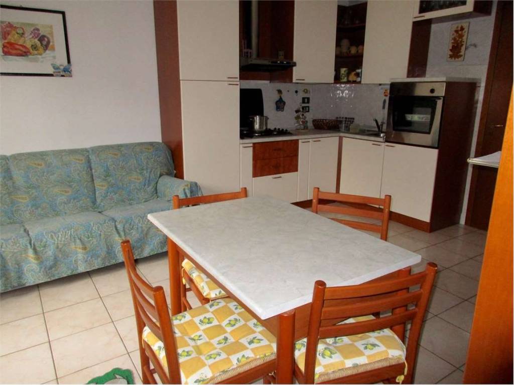 appartamento in vendita a Sant'Omobono Terme in zona Selino Basso