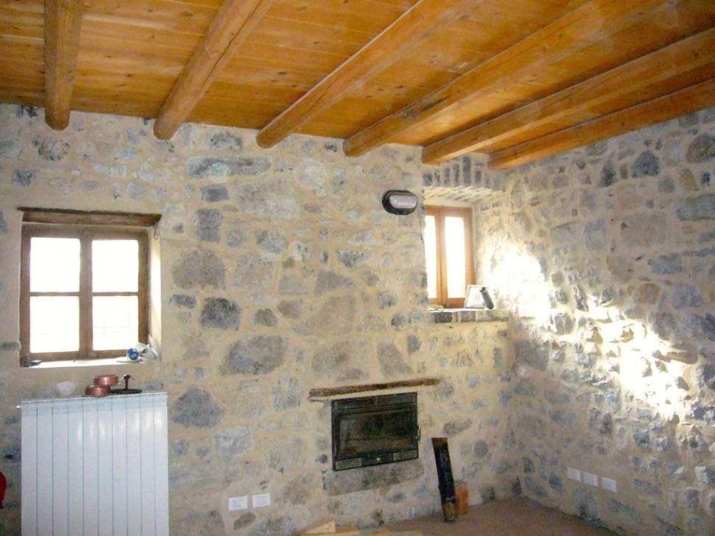 appartamento in vendita a Sant'Omobono Terme in zona Valsecca