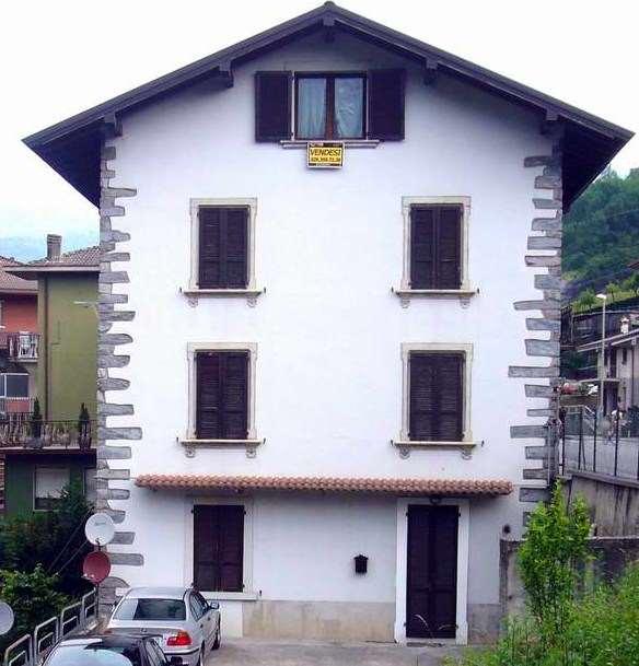 casa indipendente in vendita a Sant'Omobono Terme