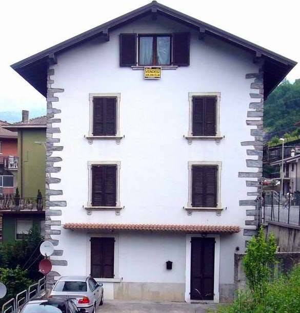 casa indipendente in vendita a Sant'Omobono Terme in zona Selino Basso