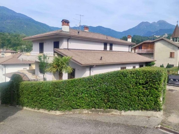 appartamento in vendita a Sant'Omobono Terme