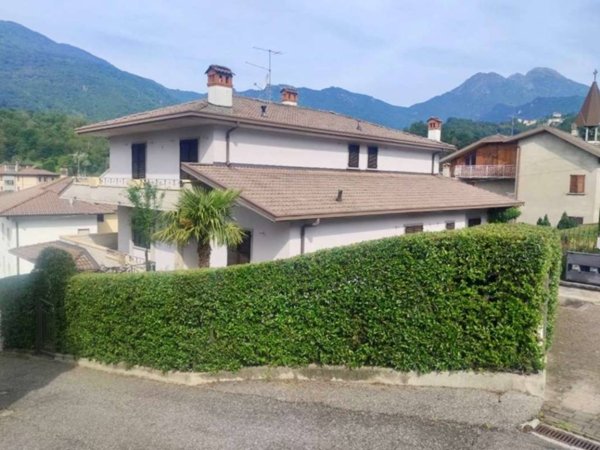 appartamento in vendita a Sant'Omobono Terme