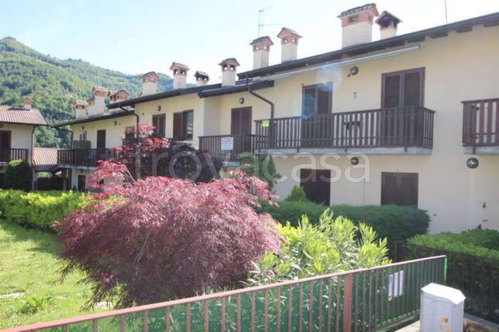 appartamento in vendita a Sant'Omobono Terme